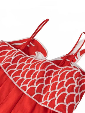 Vestido Vermelho com Bordado Koi